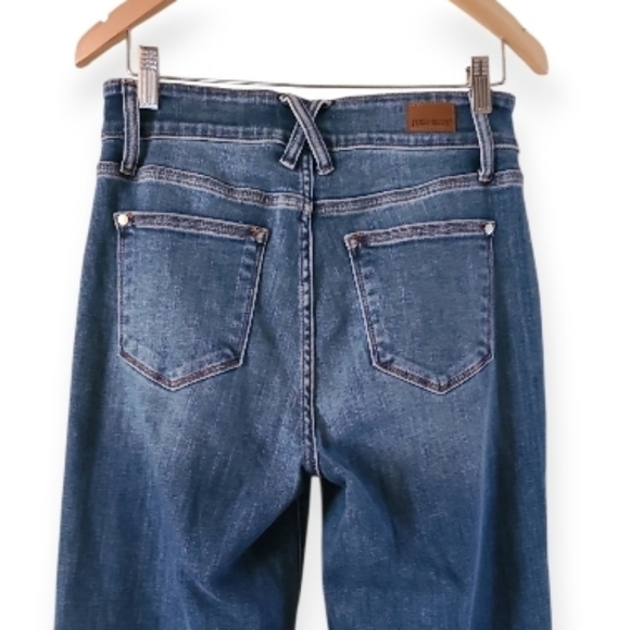 Judy Blue Mid Rise Trouser Wide Leg Jeans Medium Wash Blue - Picture 13 of 17